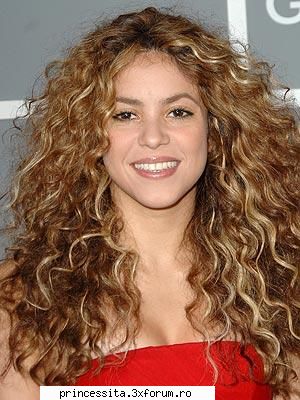 Shakira - miki_fan_rbd - Cantareti\Cantarete